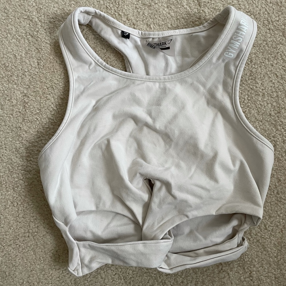 gymshark crop top! FREE SHIPPING